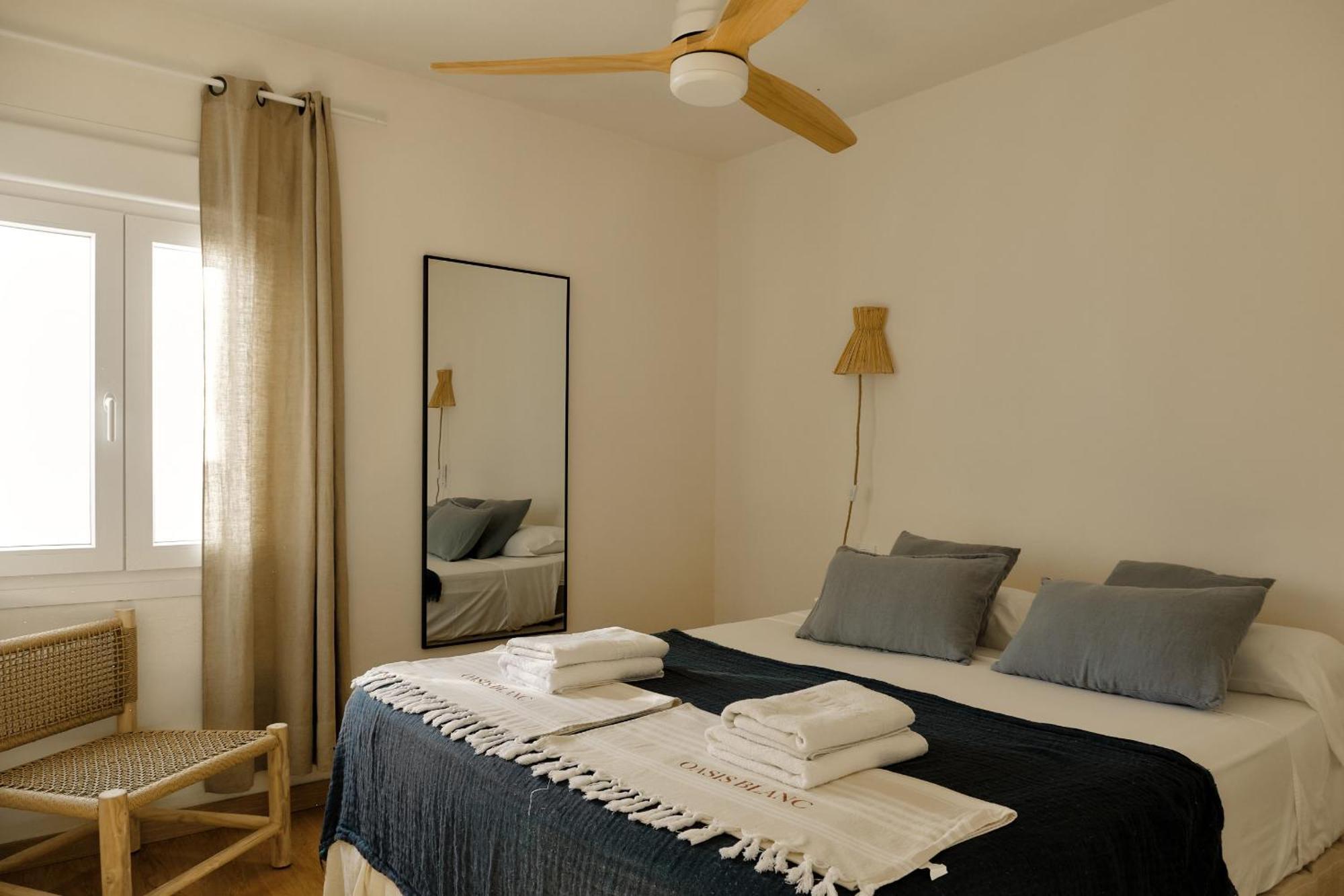 Arenal D'En Castell South Apartment Exterior photo